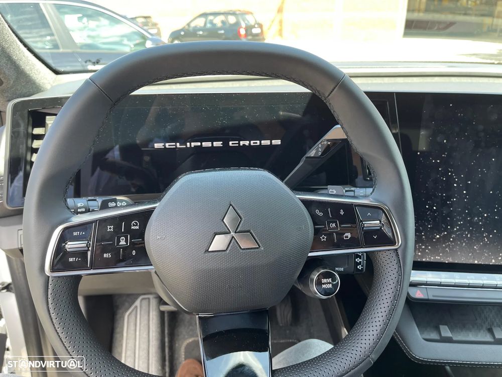 Mitsubishi Eclipse Cross 87 kWh Intense - 13
