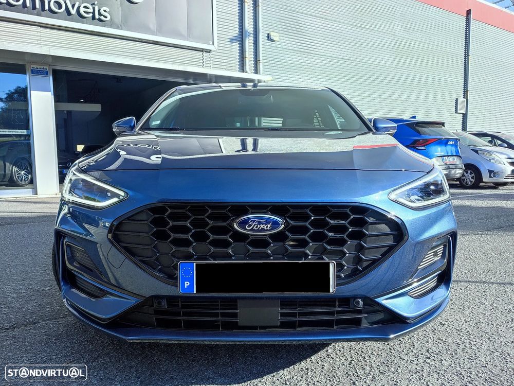 Ford Focus 2023 photo 2