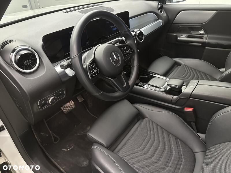 Mercedes-Benz GLB 200 7G-DCT - 10