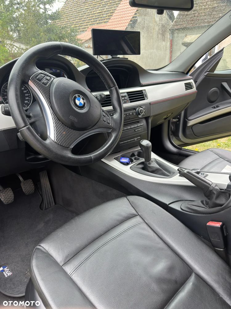 BMW Seria 3 - 16