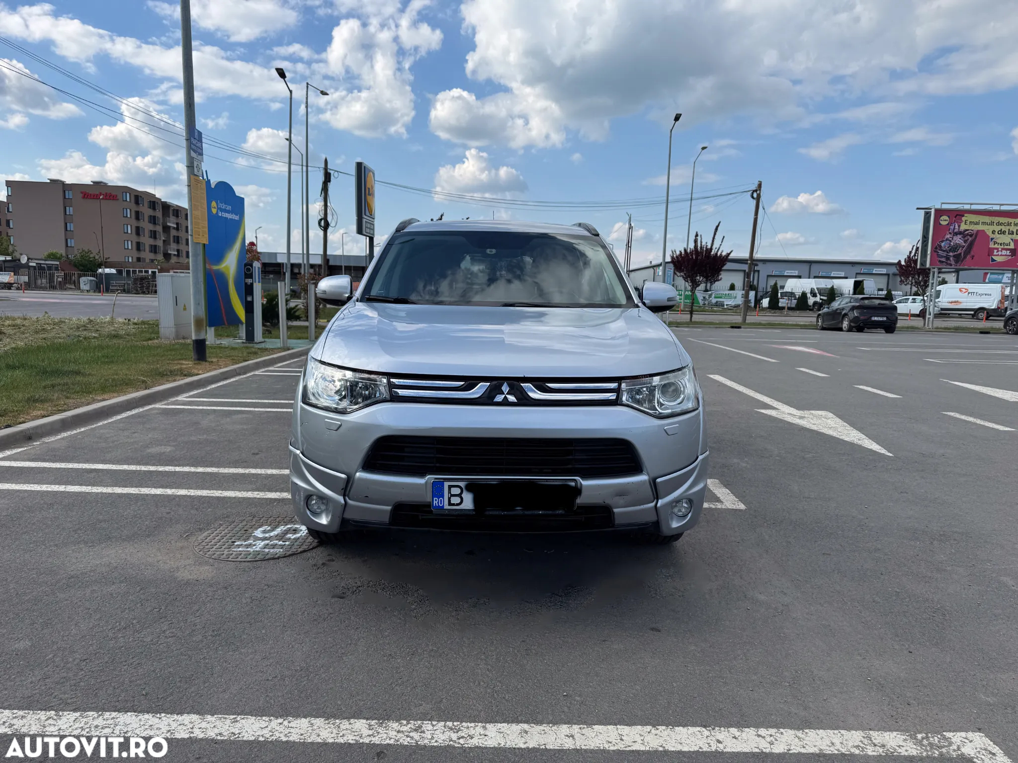 Mitsubishi Outlander 2.2 DI-D 4WD Automatik Instyle - 3