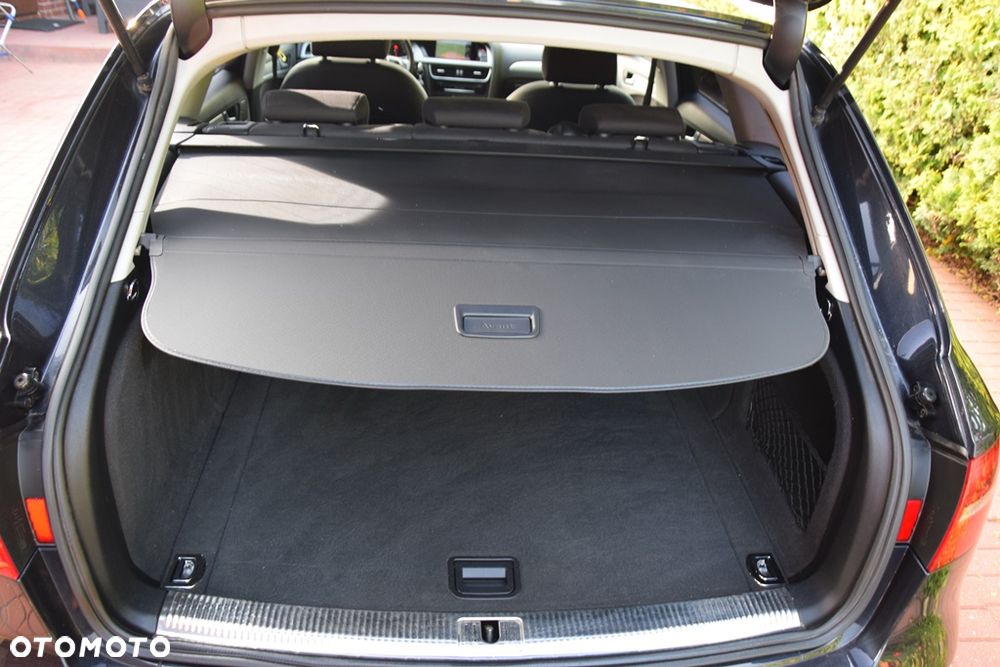 Audi A4 Avant 2.0 TDI DPF clean diesel quattro Ambiente - 22