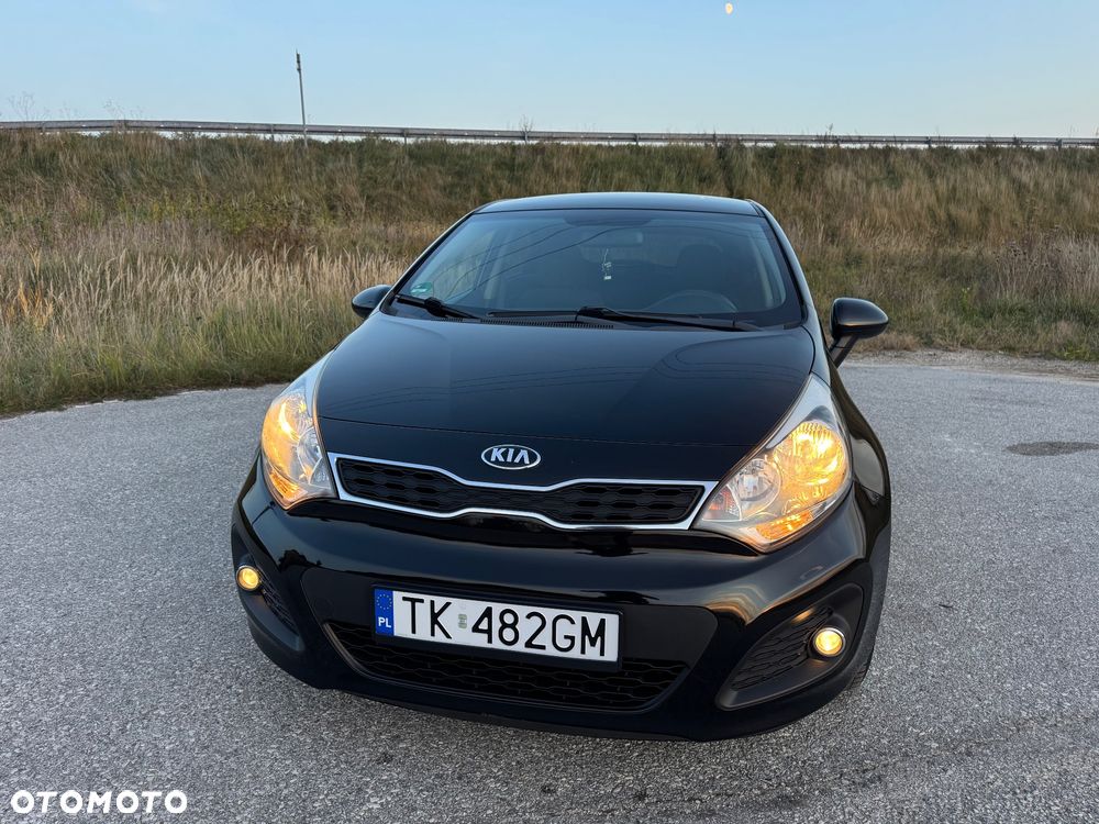 Kia Rio 1.4 Dream Team Edition - 37