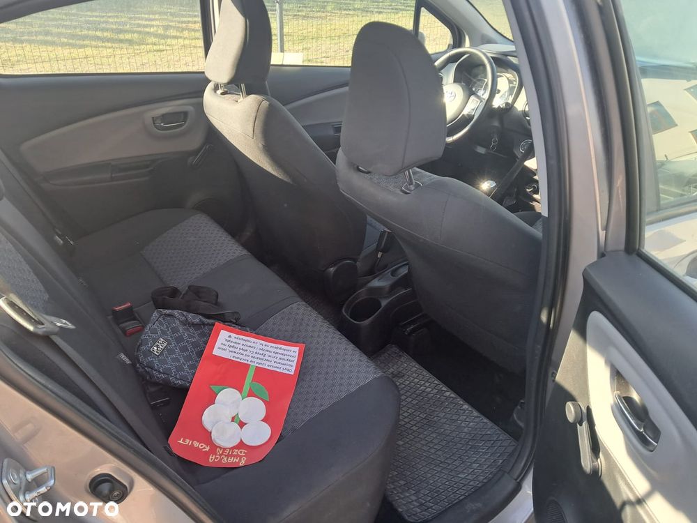 Toyota Yaris 1.33 Dynamic EU6 - 10