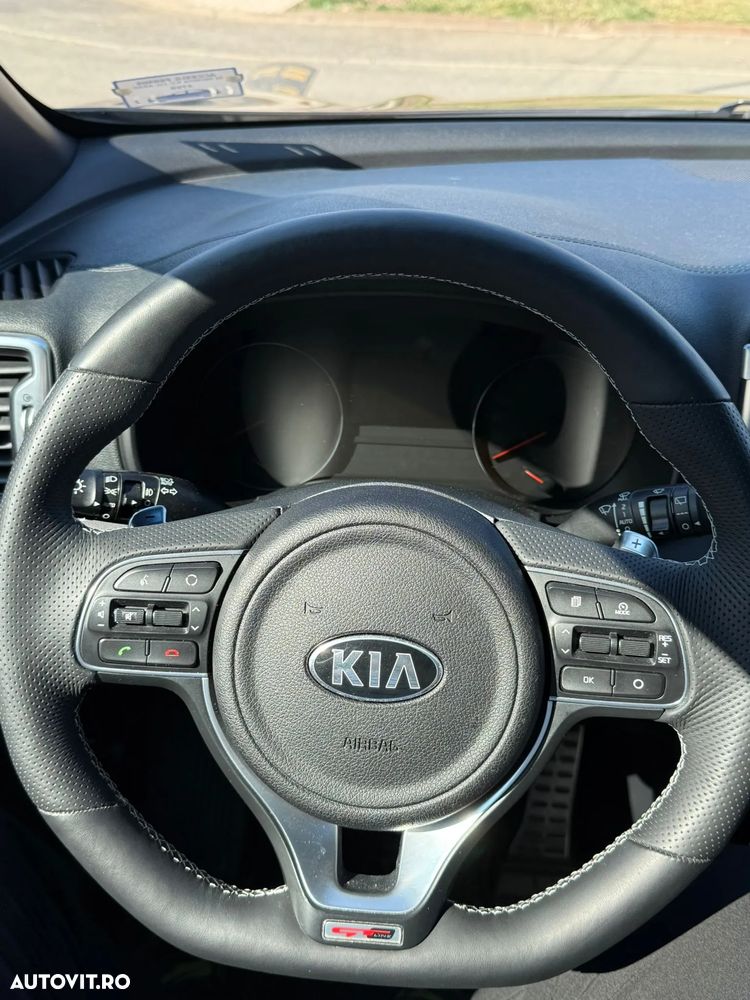 Kia Sportage 2,0 CRDI AWD Aut. GT Line - 3