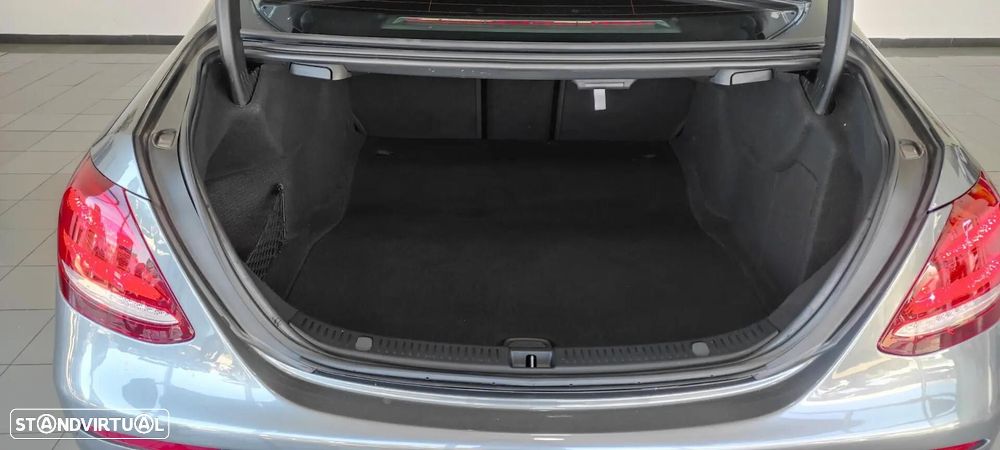 Mercedes-Benz E 220 d Avantgarde - 20