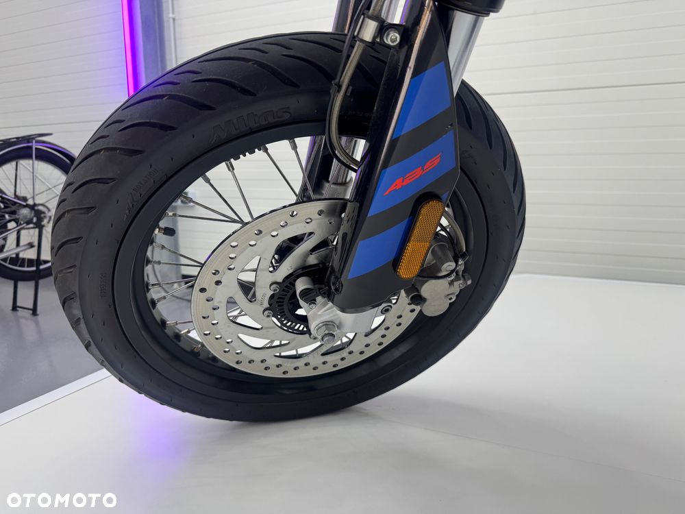 Aprilia SX - 19