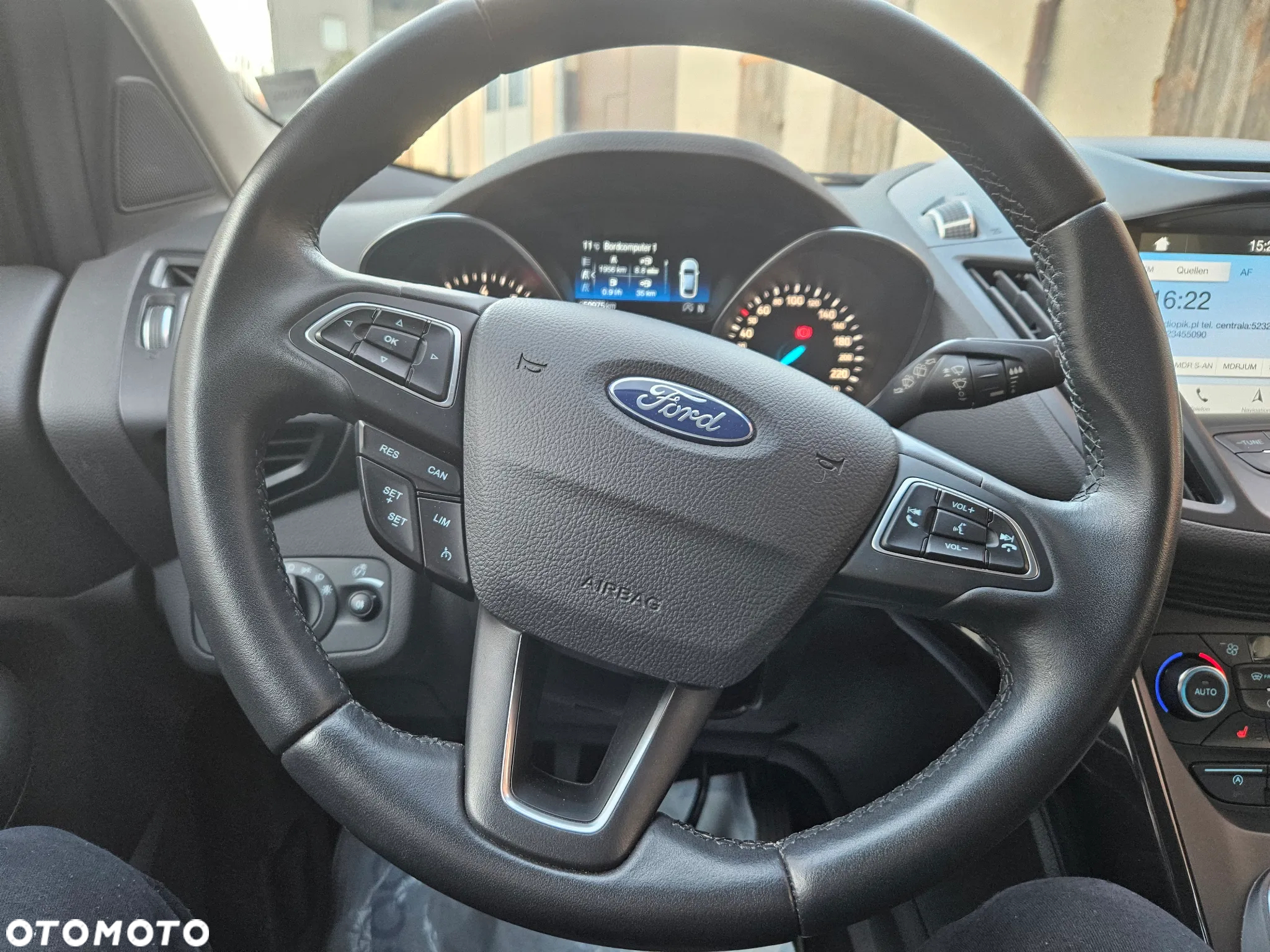 Ford Kuga 1.5 EcoBoost 2x4 Black & Silver - 7