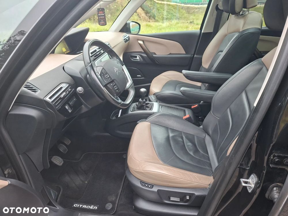 Citroën C4 Grand Picasso BlueHDi 150 Exclusive - 24