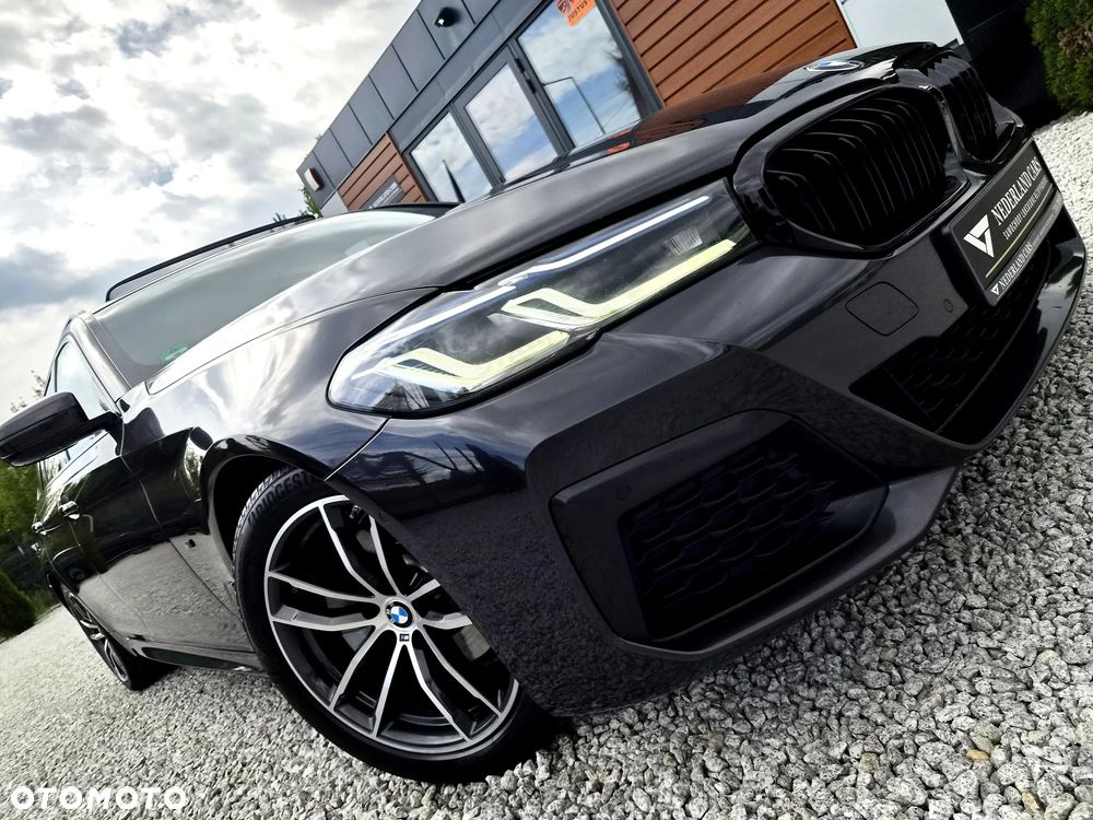 BMW Seria 5 520d xDrive mHEV M Sport Edition - 35