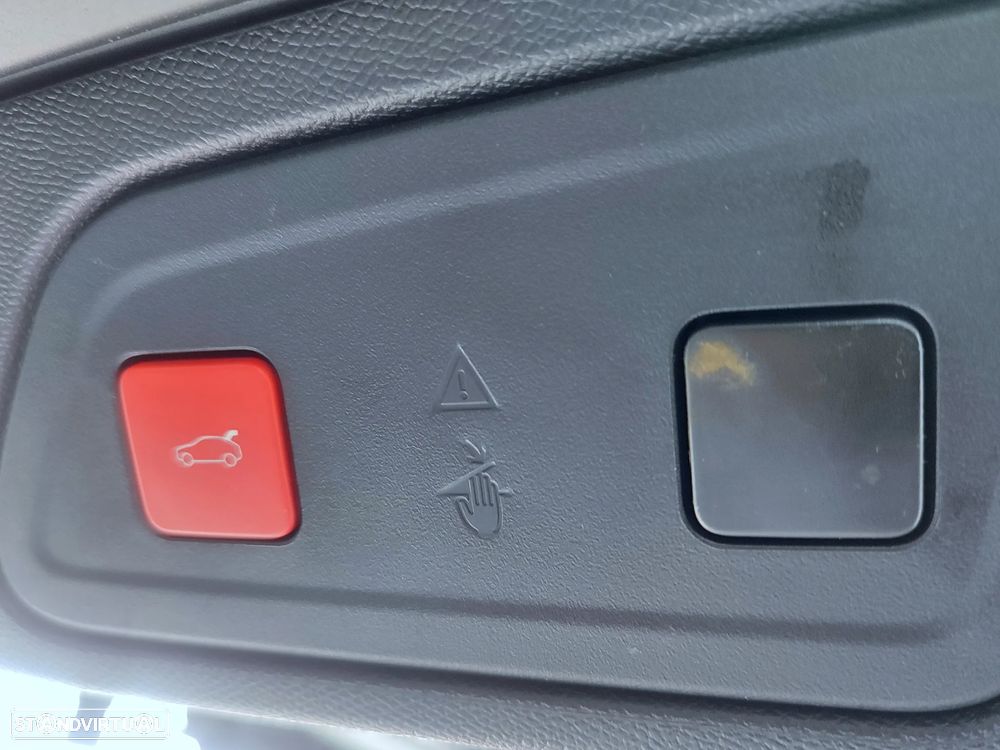 Citroën C5 Aircross 1.6 Hybrid Shine Pack e-EAT8 - 26