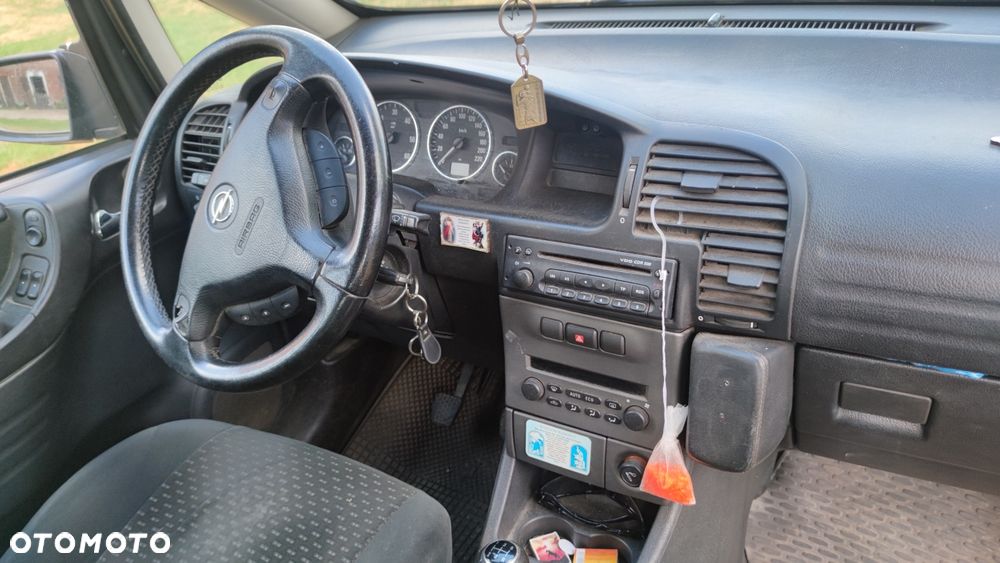 Opel Zafira - 5