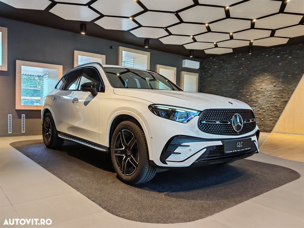 Mercedes-Benz GLC 220 d 4MATIC MHEV - 4