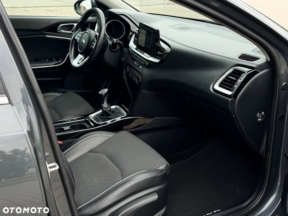 Kia Ceed 1.0 T-GDI ISG GT Line - 11