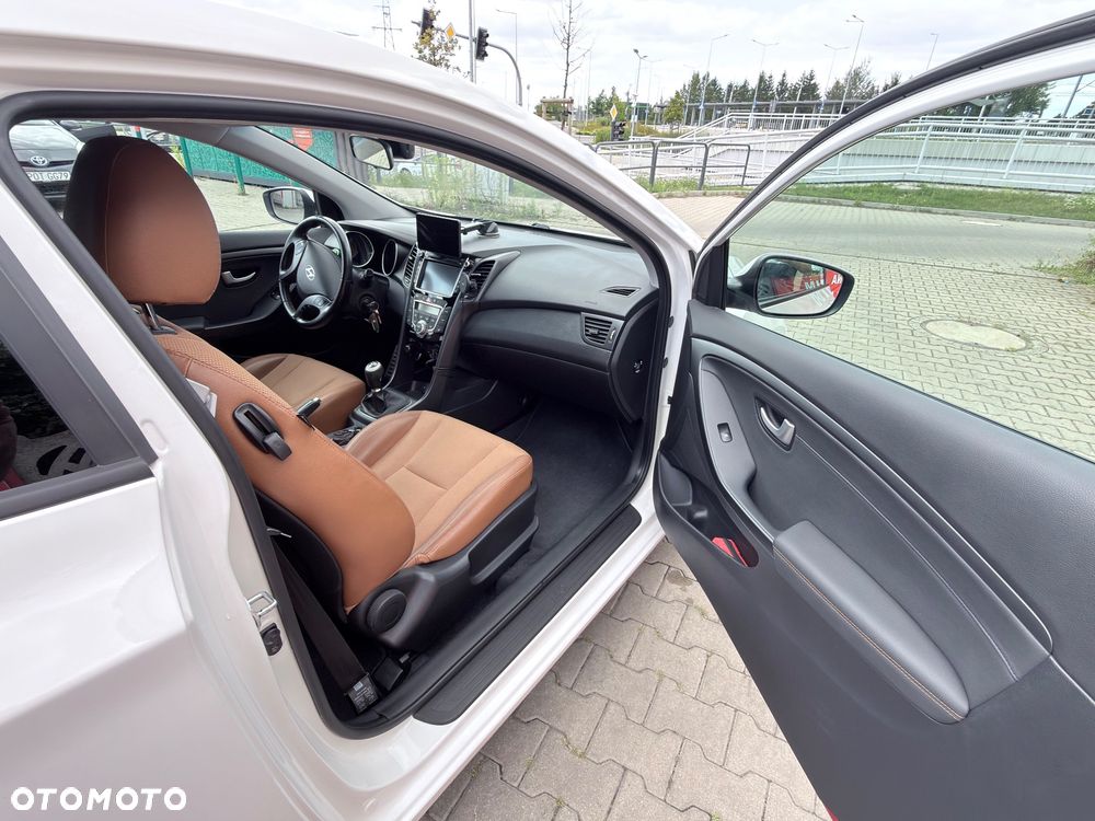 Hyundai i30 1.6 CRDi Premium - 19