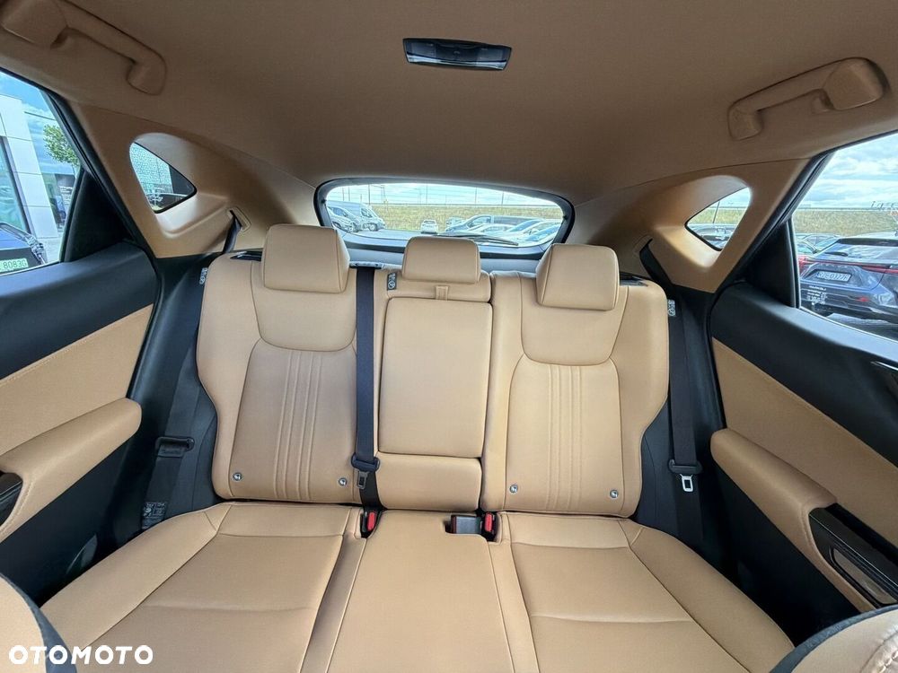 Lexus NX 350h Prestige AWD - 27