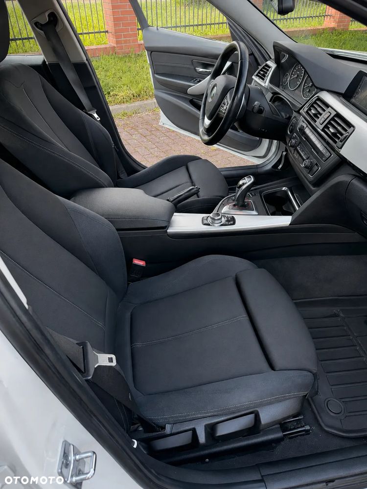 BMW Seria 3 - 13