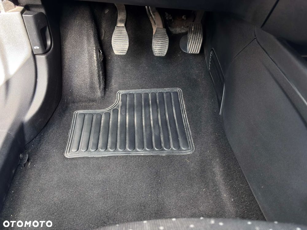 Fiat Grande Punto 1.4 8V Active - 19