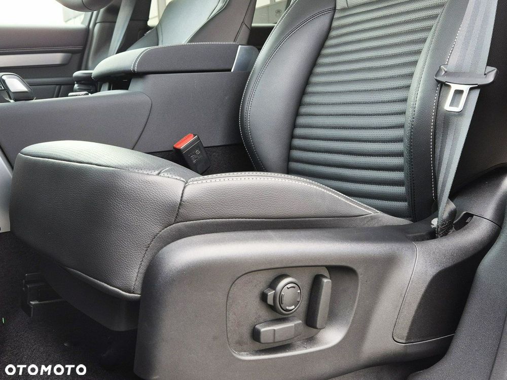 Land Rover Discovery - 28