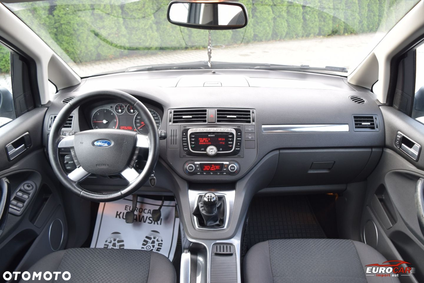 Ford C-MAX - 10