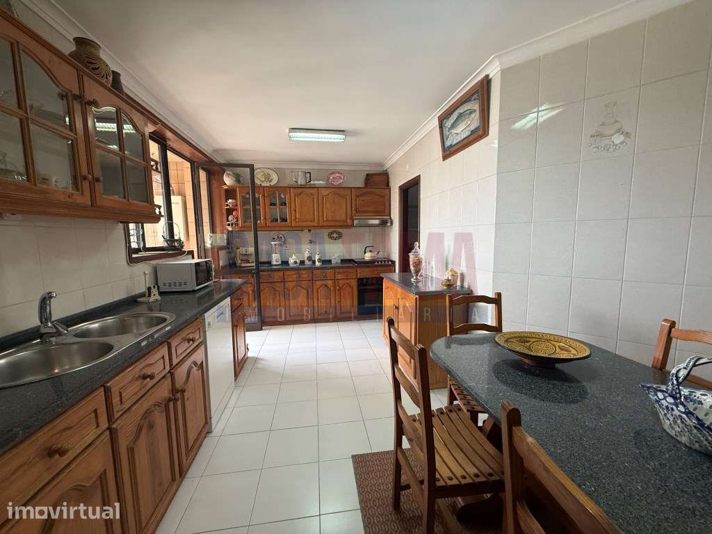 Apartamento T2 com Garagem e Vista Mar - Póvoa de Varzim - Grande imagem: 3/27