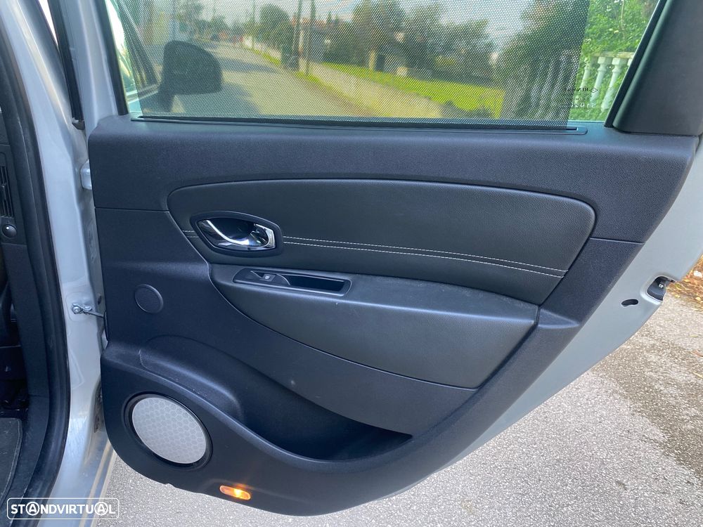 Renault Grand Scénic 1.6 dCi Bose Edition 7L - 16