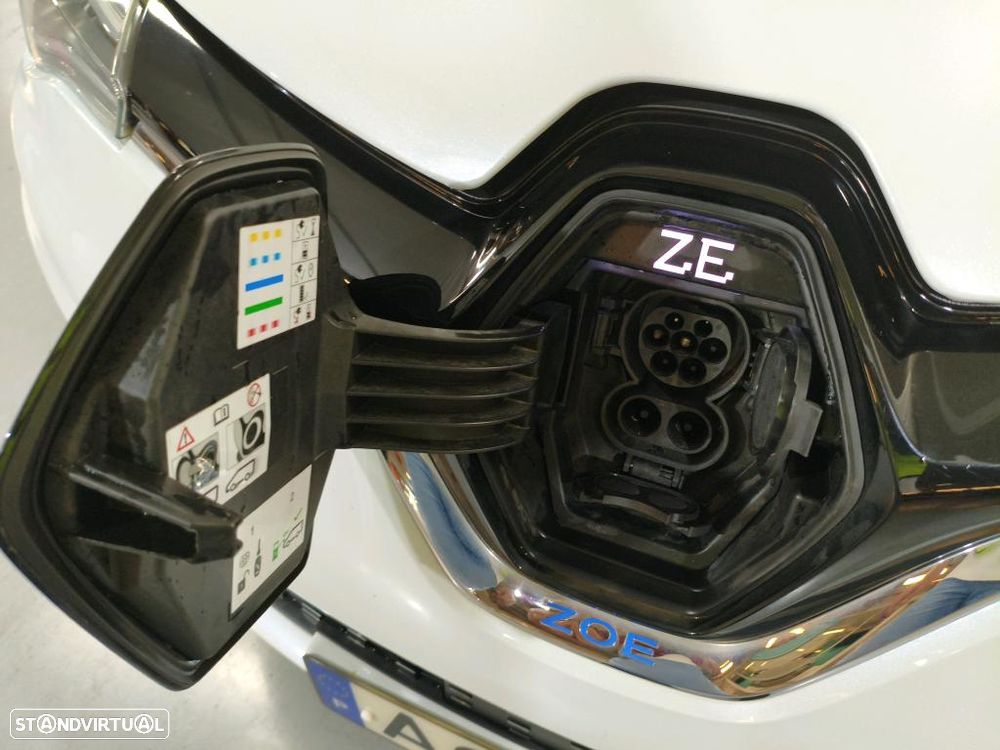 Renault Zoe (c/ Bateria) Exclusive 50 - 11