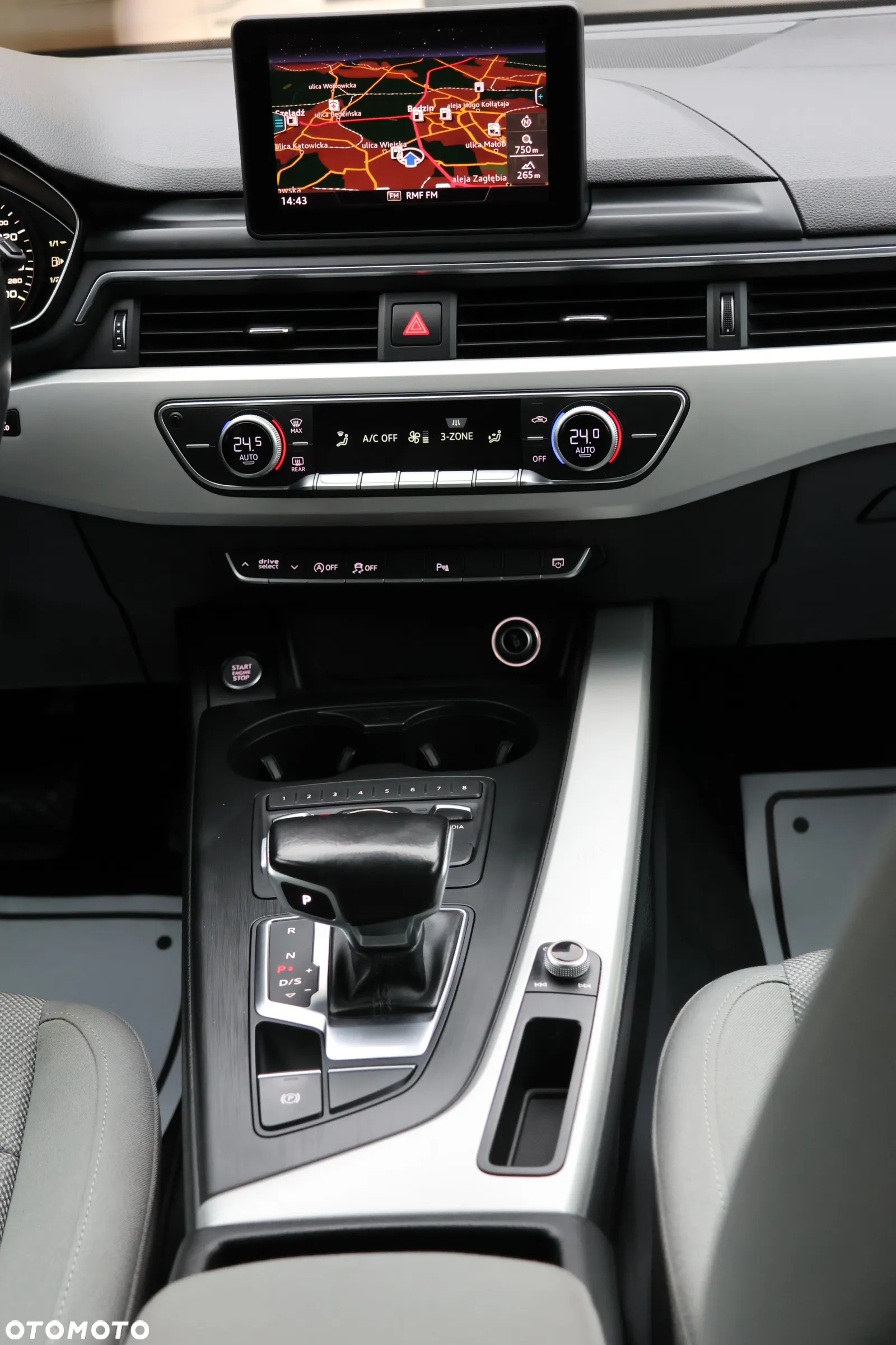 Audi A4 Avant 2.0 TDI ultra S tronic - 31