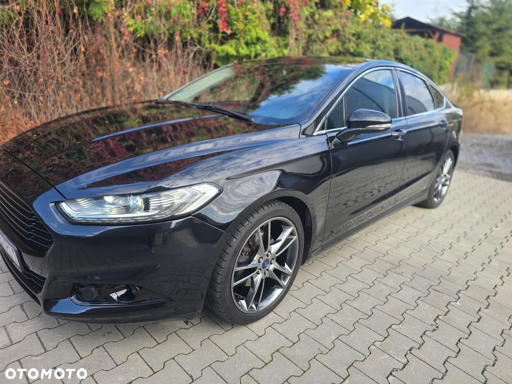 Ford Fusion 2.0 EcoBoost Titanium - 13