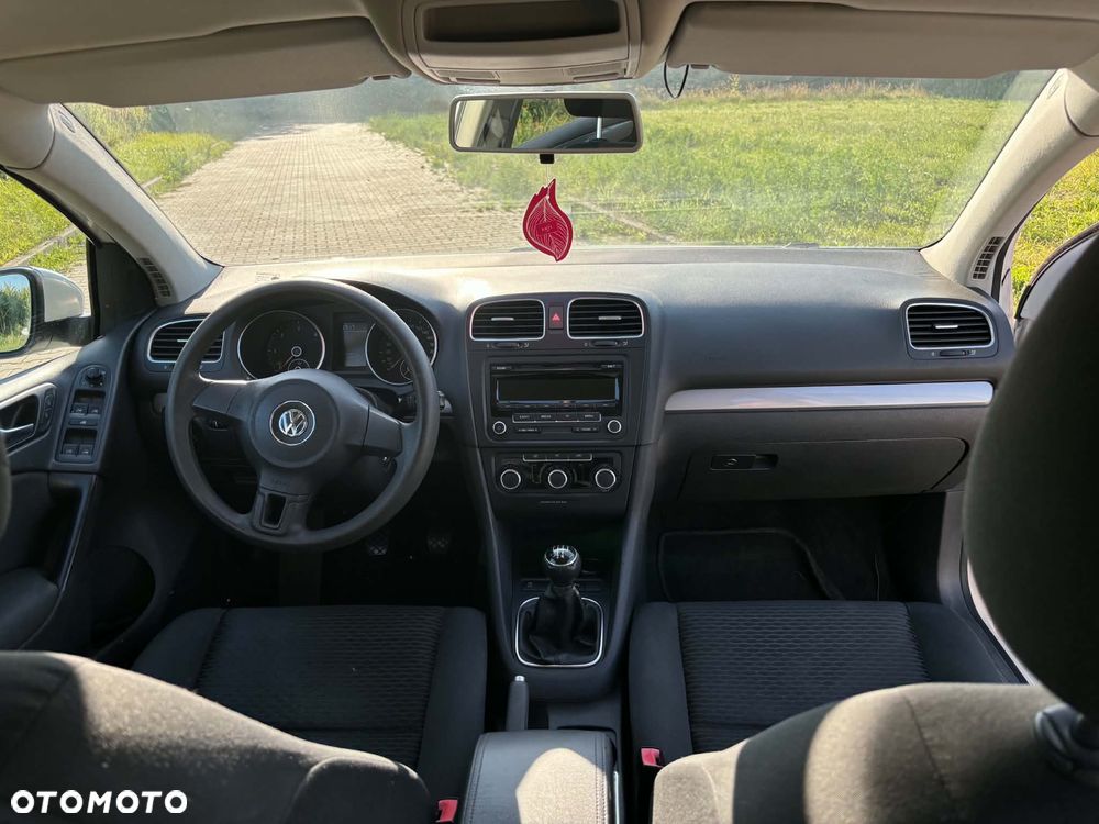 Volkswagen Golf 1.6 TDI DPF Trendline - 8
