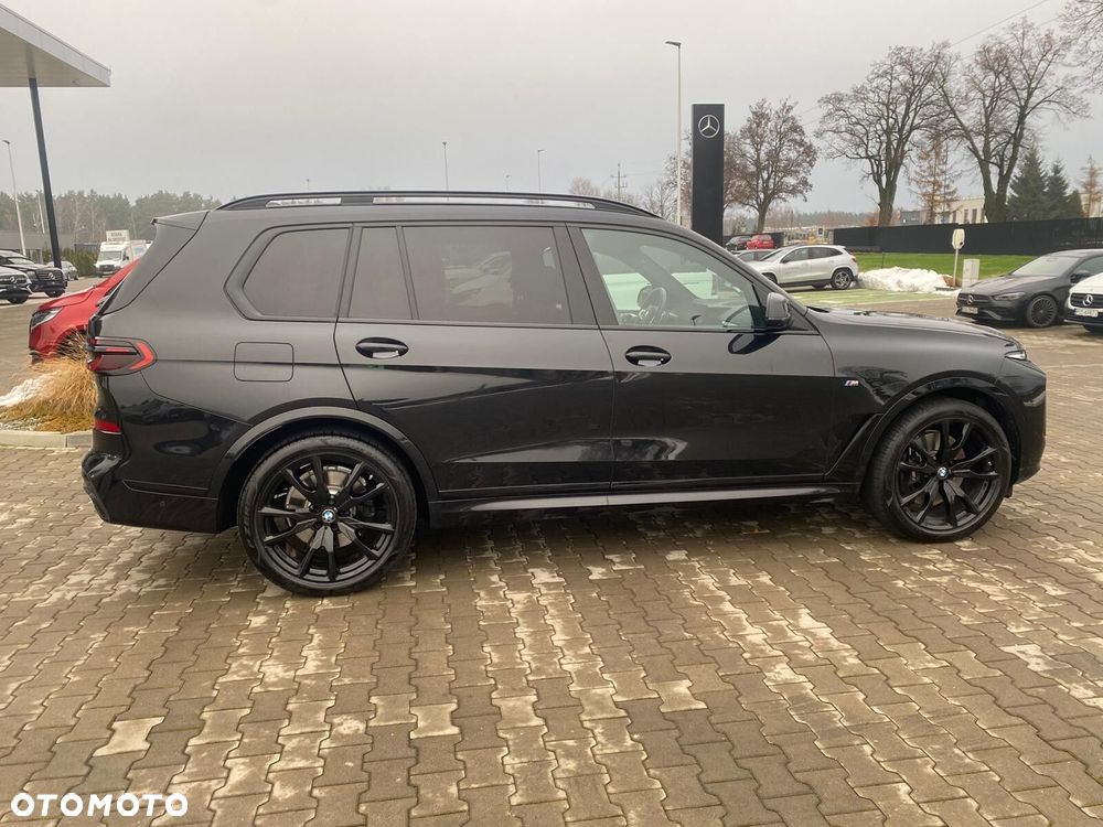 BMW X7 - 10