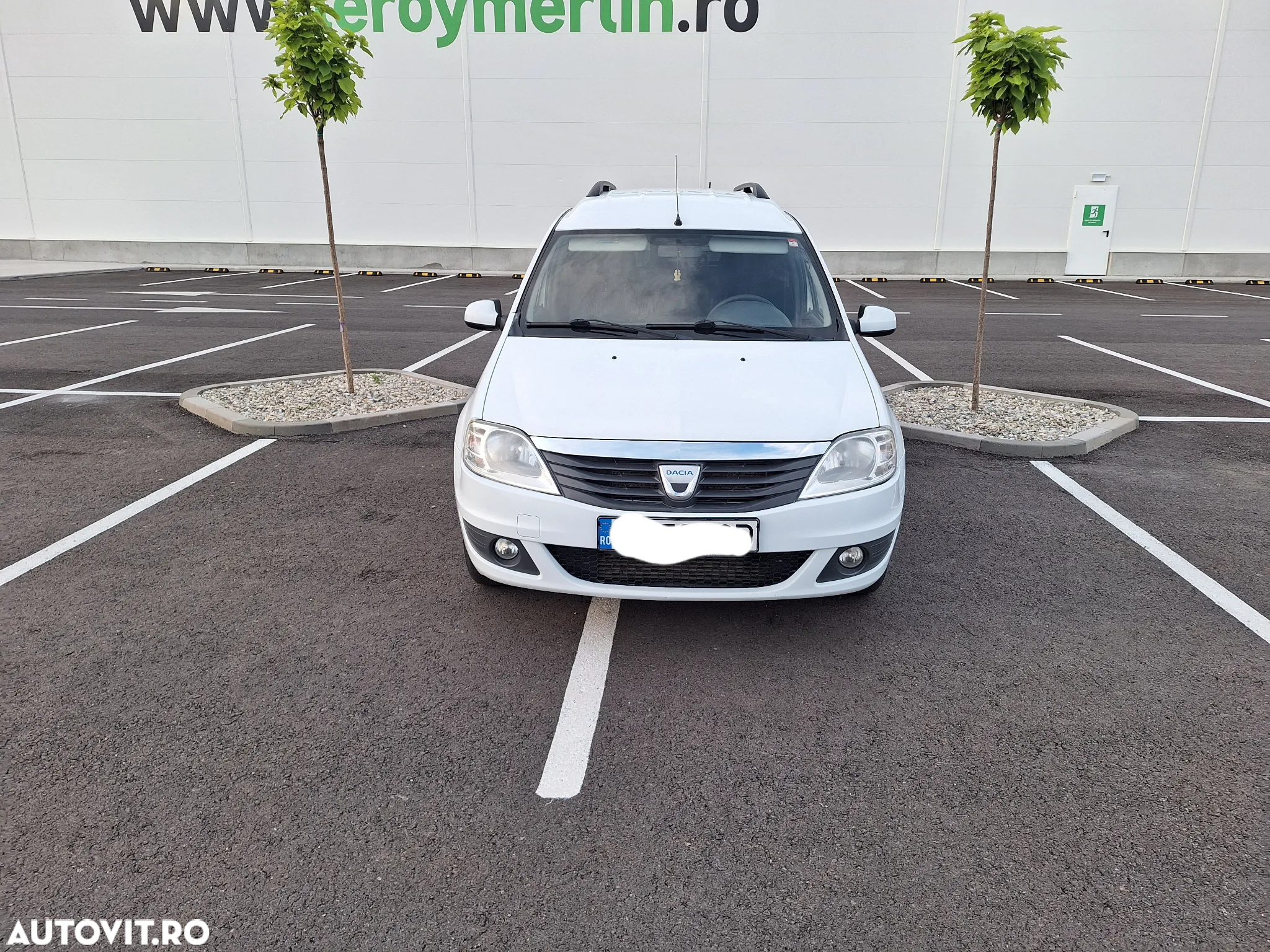 Dacia Logan 1.5 dCi Laureate - 13