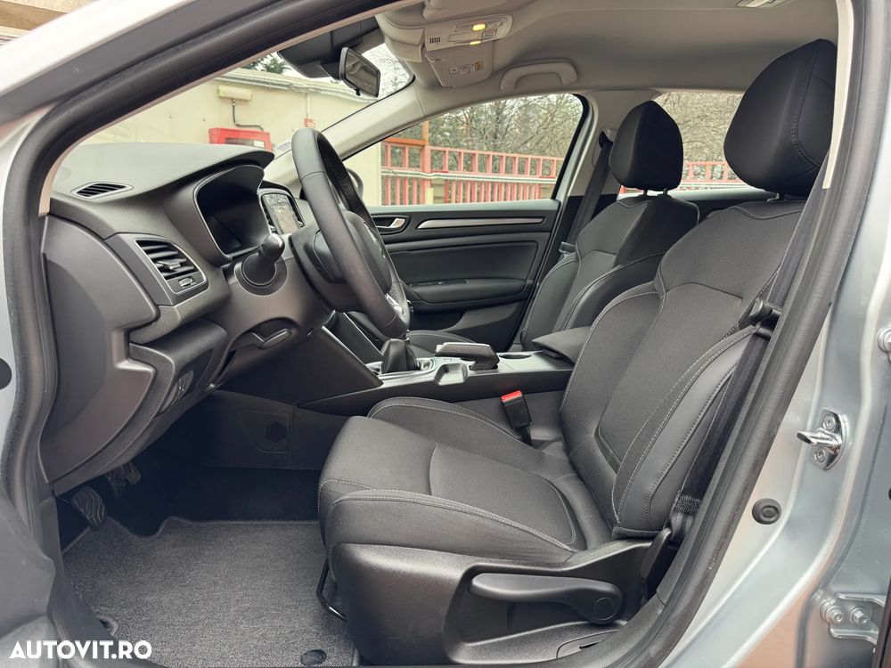 Renault Megane BLUE dCi 115 TECHNO - 12