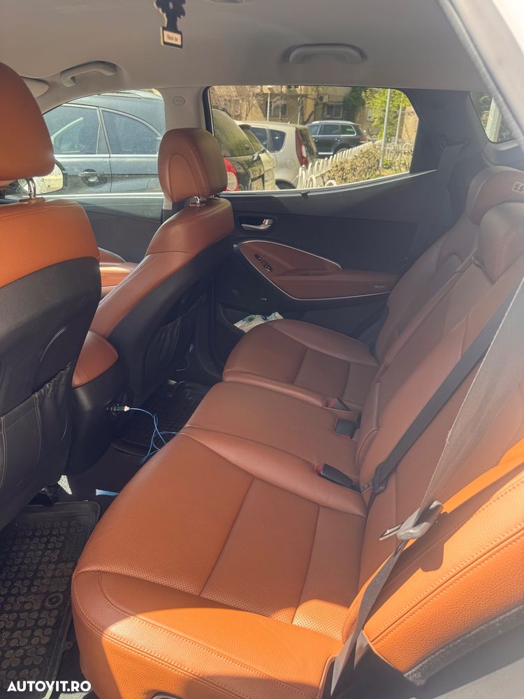 Hyundai Santa Fe - 10