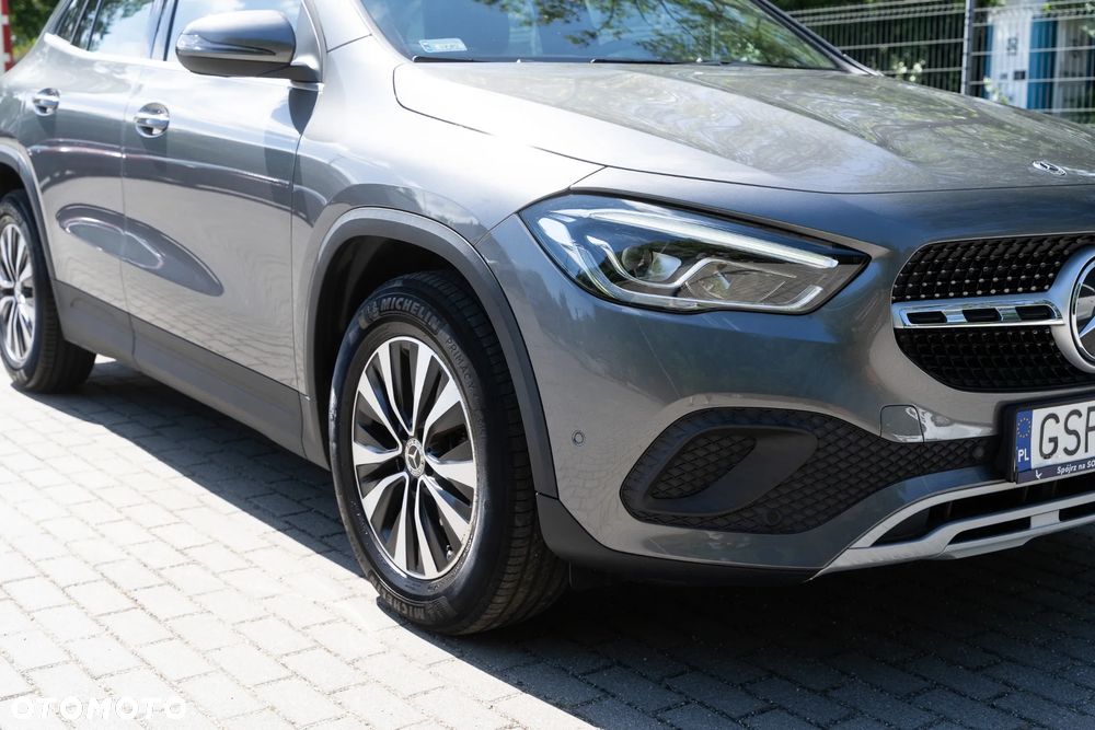 Mercedes-Benz GLA 200 Business Edition - 9