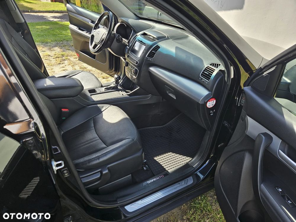 Kia Sorento - 12