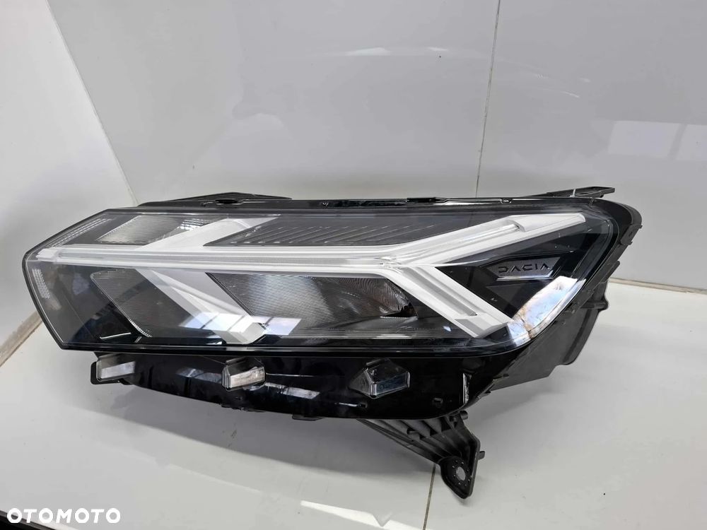 LAMPA BIAŁA  LED LEWA PRZEDNIA PRZÓD DACIA LOGAN III SANDERO 20- 2020- 260601750r - 5