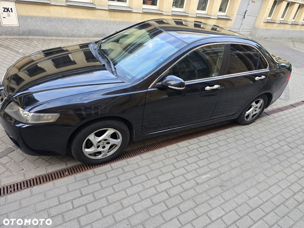 Honda Accord - 1
