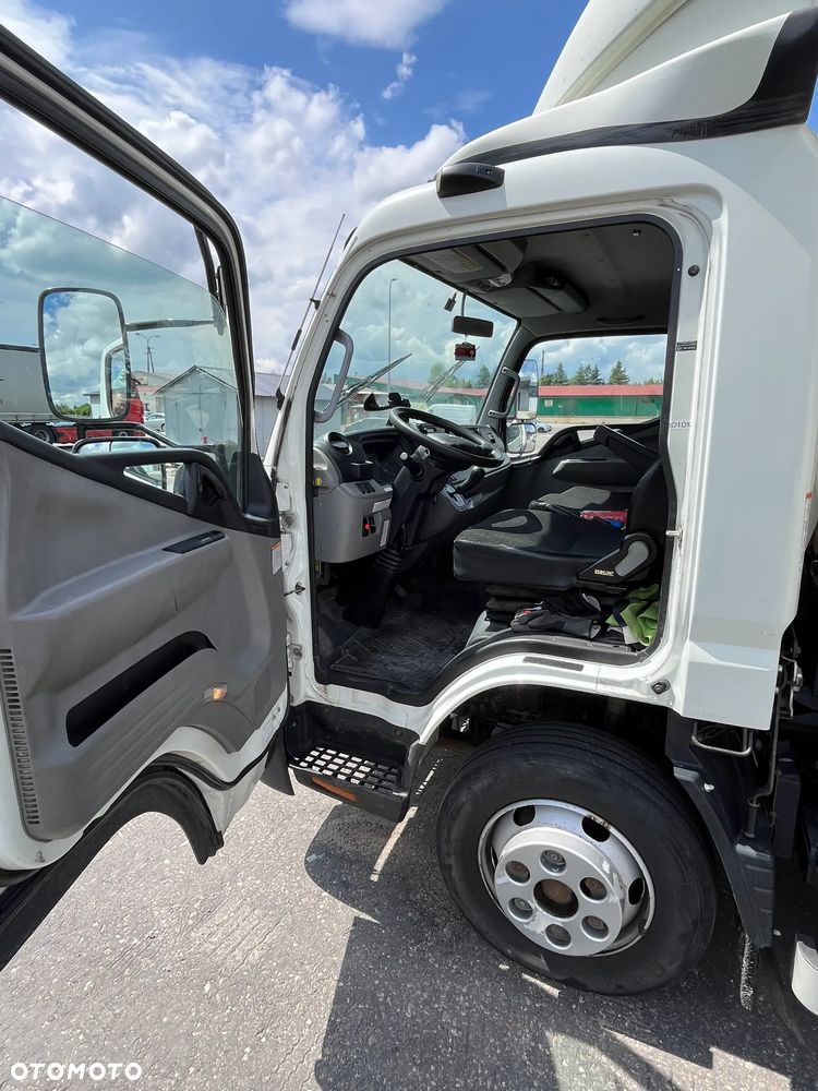 Mitsubishi FUSO CANTER - 11