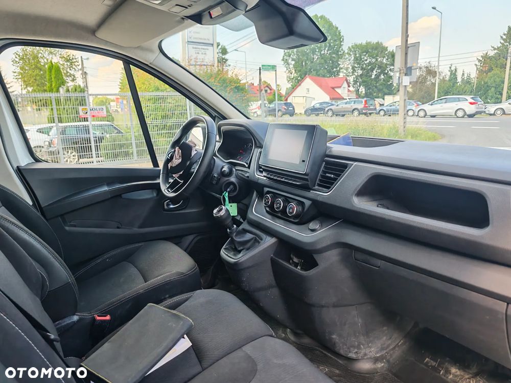Renault TRAFIC - 28