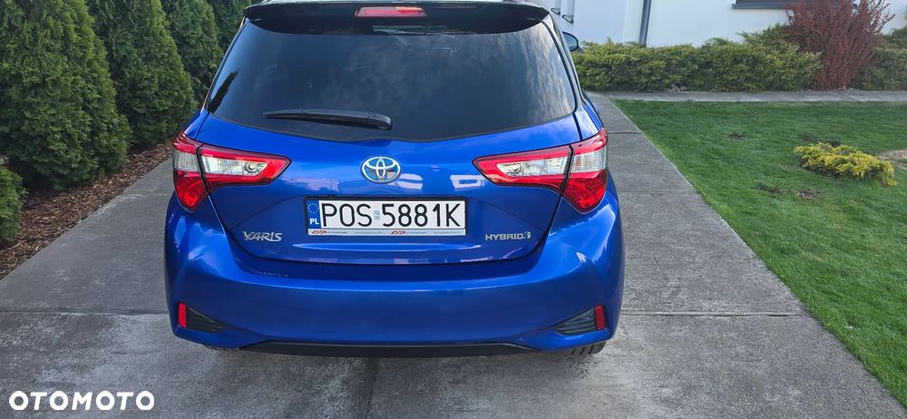 Toyota Yaris Hybrid 100 Selection Passion - 5