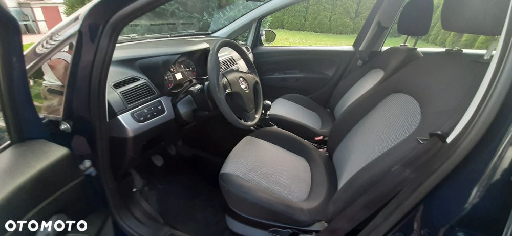 Fiat Grande Punto - 5