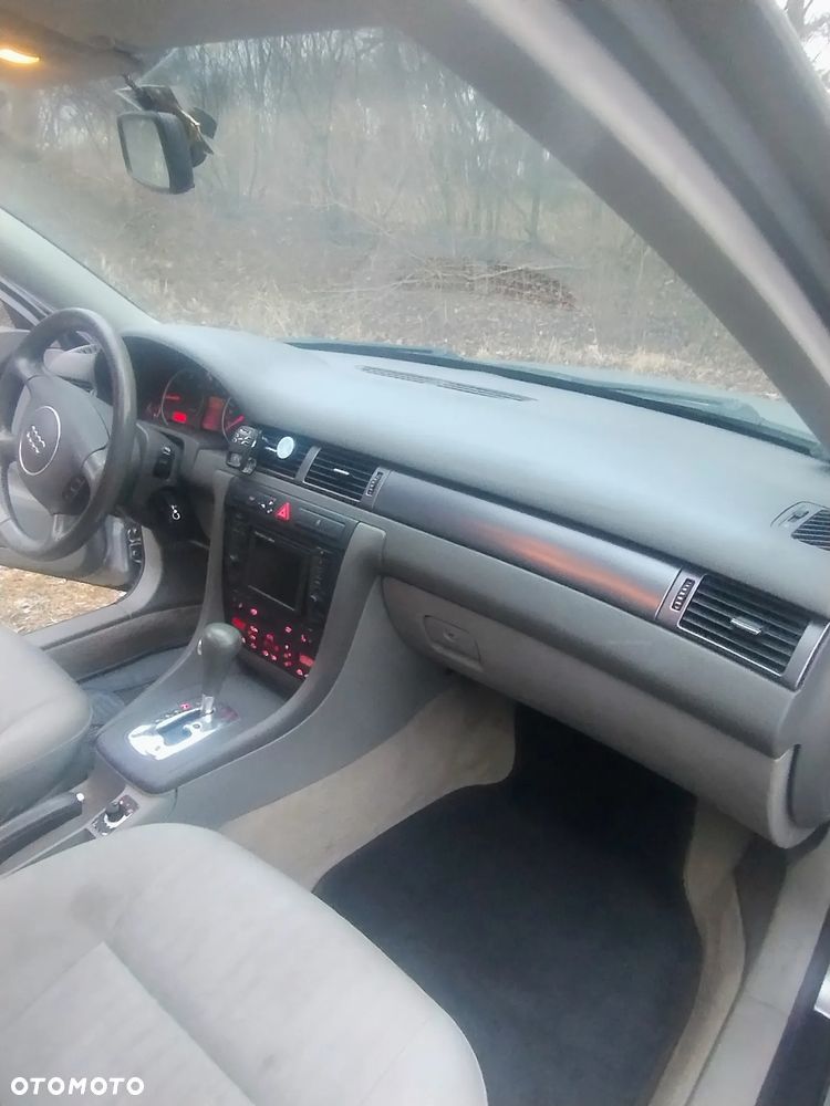 Audi A6 Avant - 10