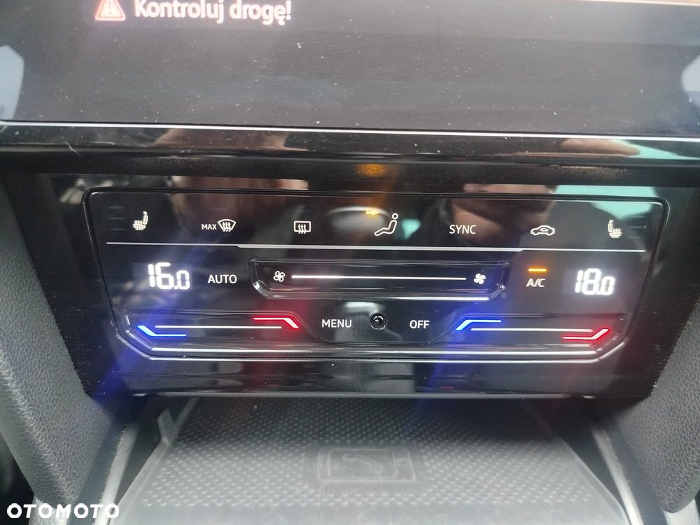 Volkswagen Passat - 28