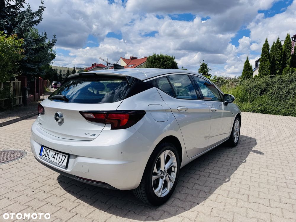 Opel Astra - 4