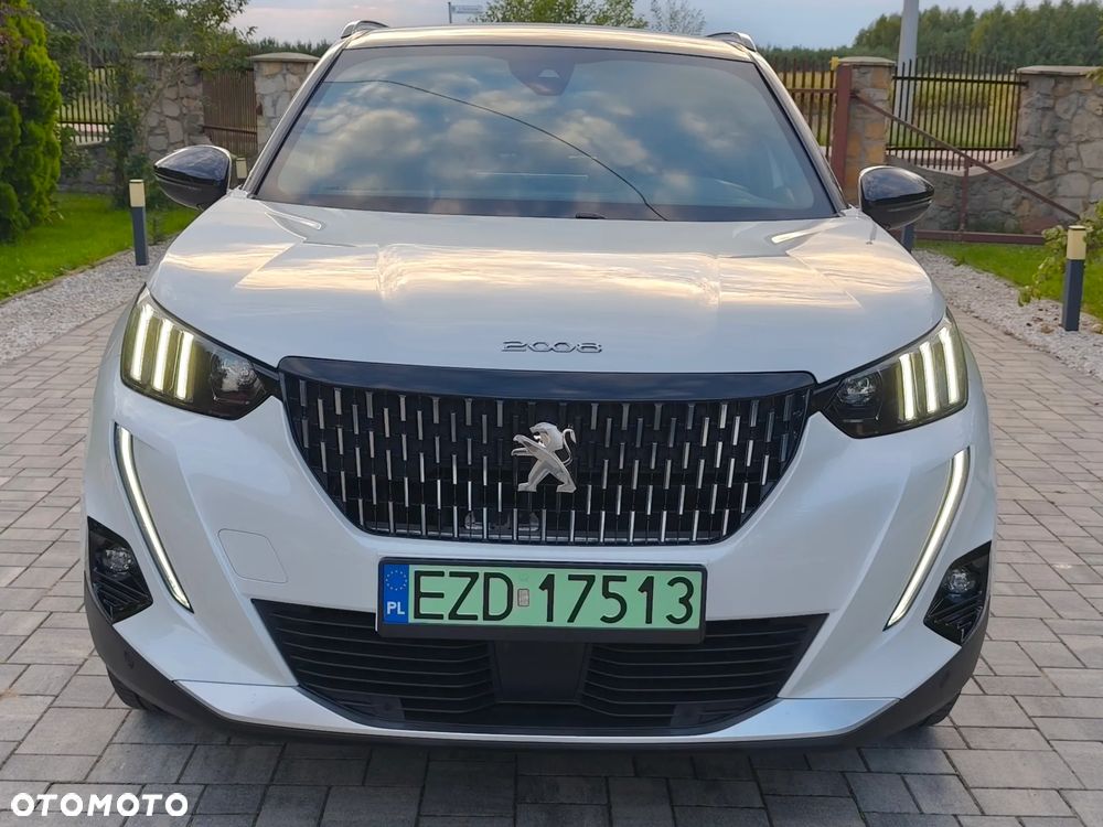 Peugeot 2008 136 GT - 11
