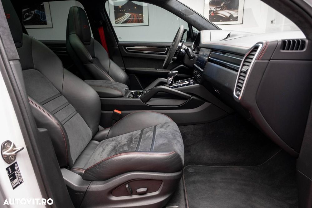 Porsche Cayenne GTS Tiptronic S - 2