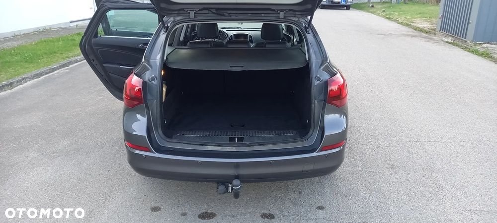 Opel Astra 1.7 CDTI DPF Cosmo - 17
