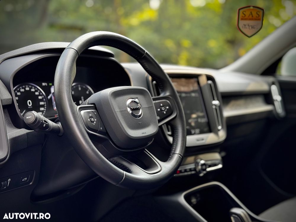 Volvo XC 40 D3 Momentum - 16