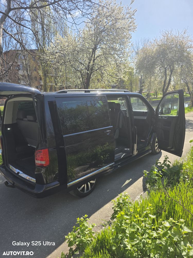 Volkswagen Multivan - 15